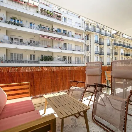Appartement 110 M2 Family, 3 Bedrooms Ac And Terrace 8 Min Away *